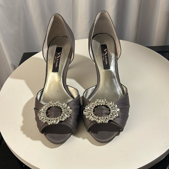 Nina d'Orsay Peep Toe Pumps! - Picture 2 of 9